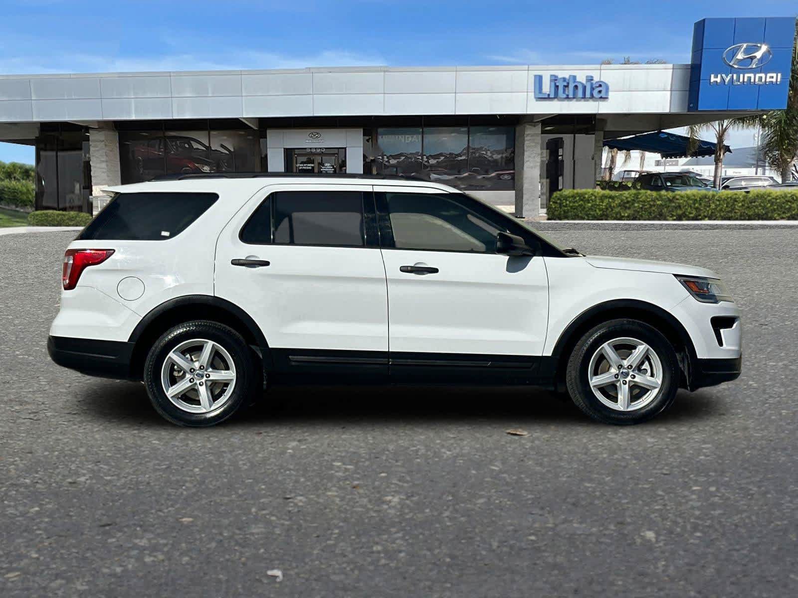 Used 2018 Ford Explorer FWD image 9