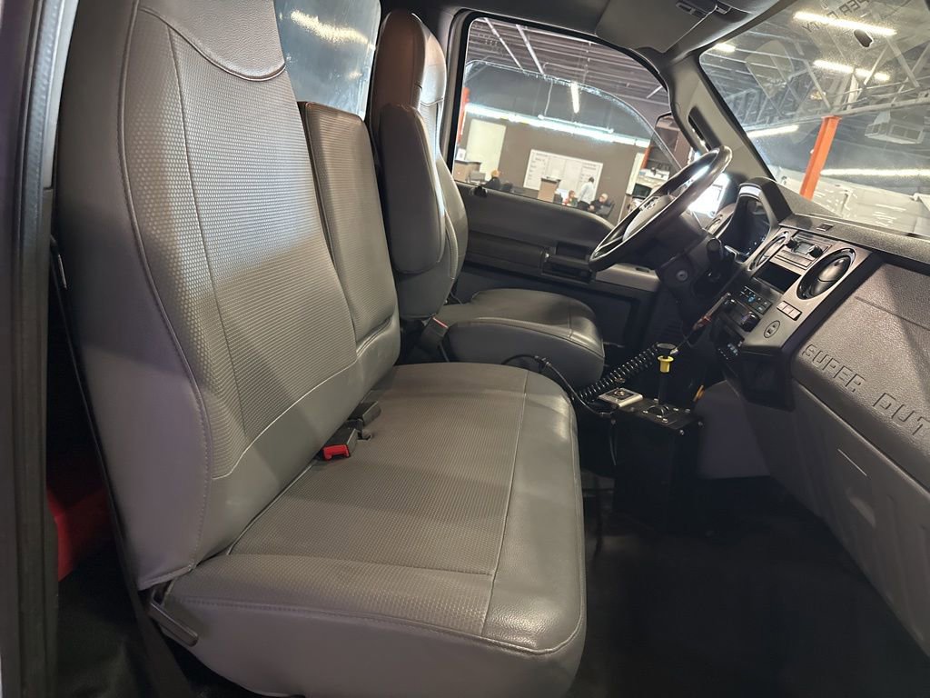 Used 2021 Ford F750 2WD Regular Cab Super Duty image 8