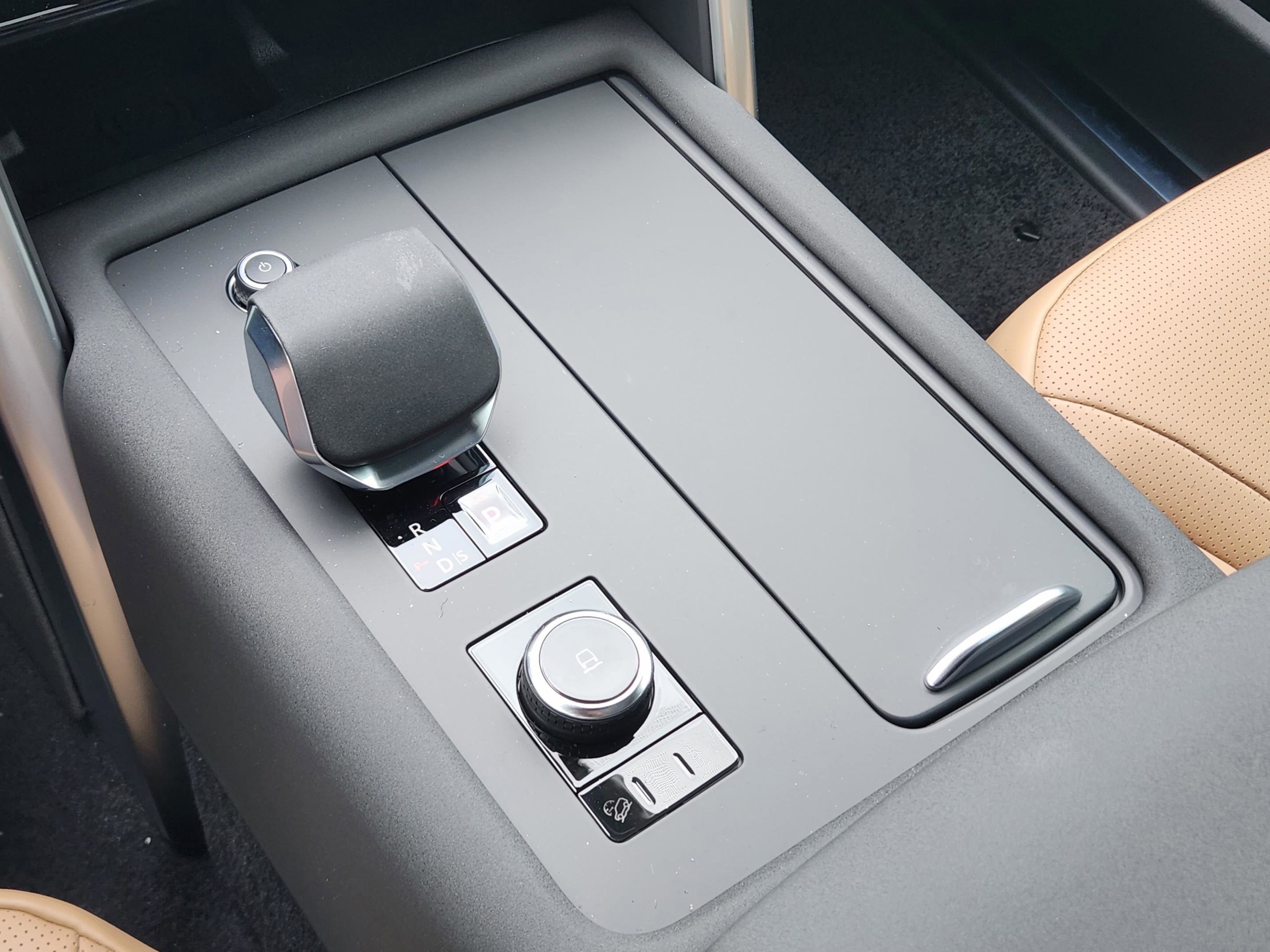 New 2026 Land Rover Discovery Dynamic SE AWD/4WD image 26