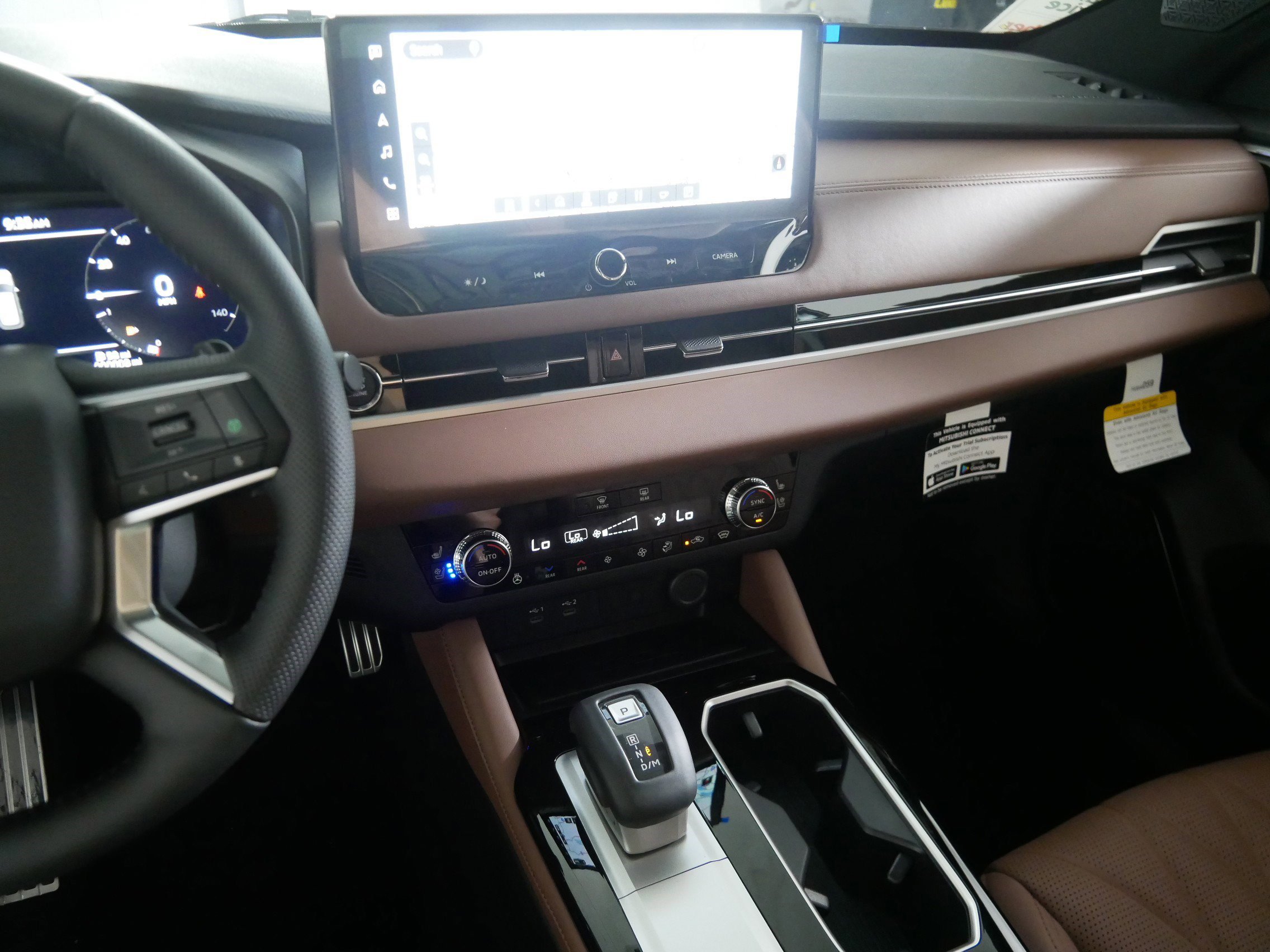 New 2025 Mitsubishi Outlander SEL image 6