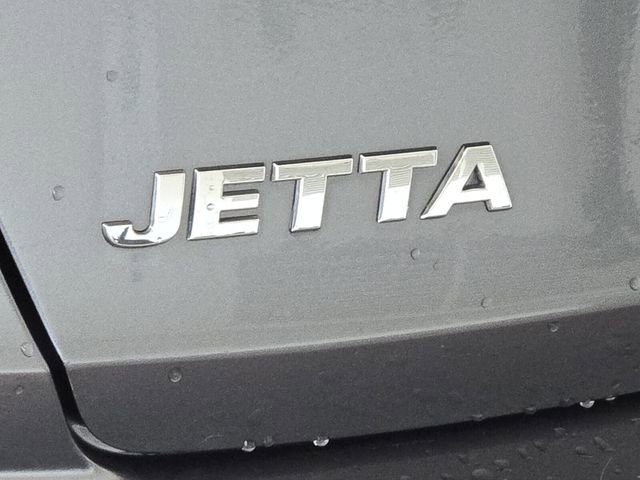 Used 2021 Volkswagen Jetta R-Line w/ R-Line Cold Weather Package image 10