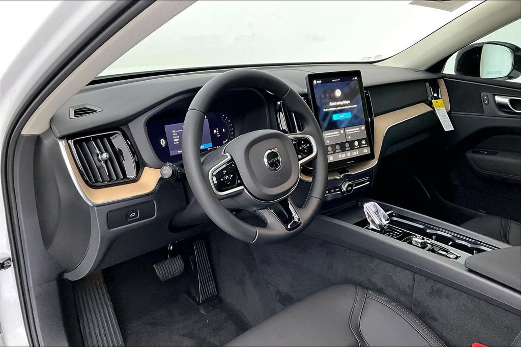 New 2026 Volvo XC60 B5 Core w/ Climate Package AWD/4WD image 19