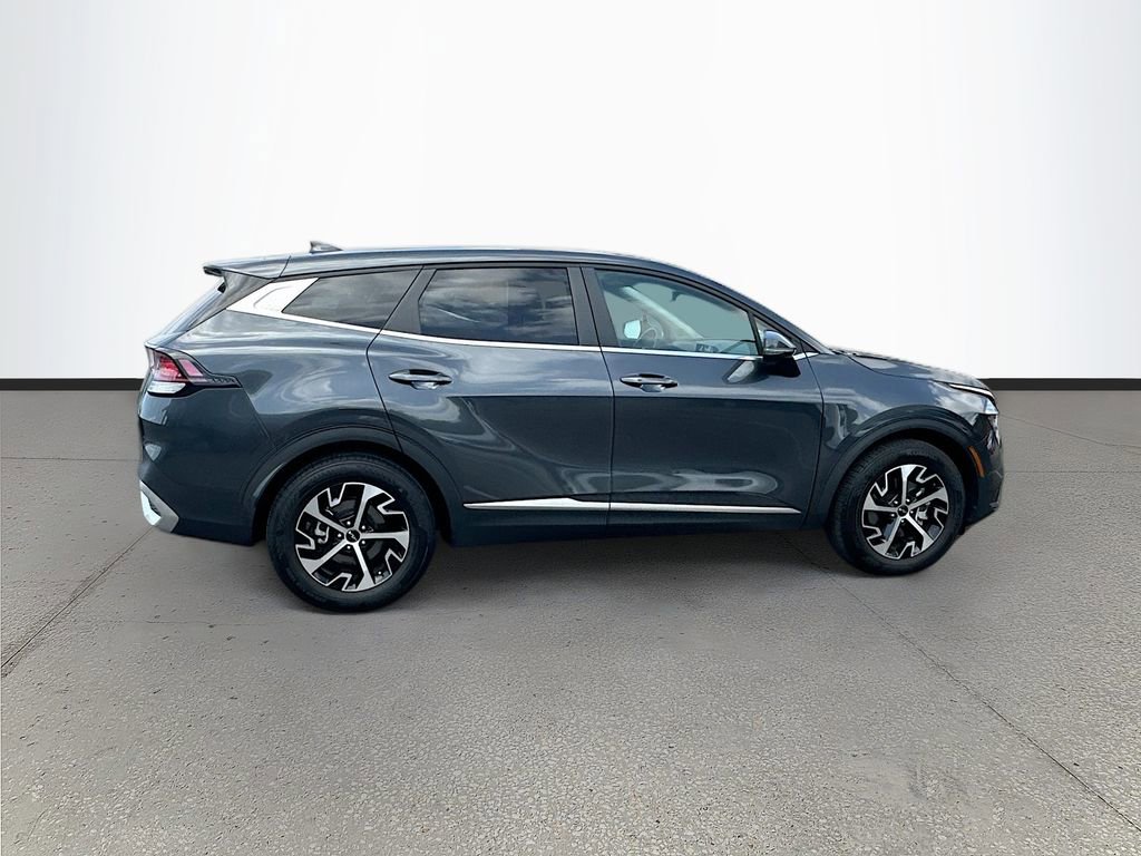Certified 2024 Kia Sportage EX image 8