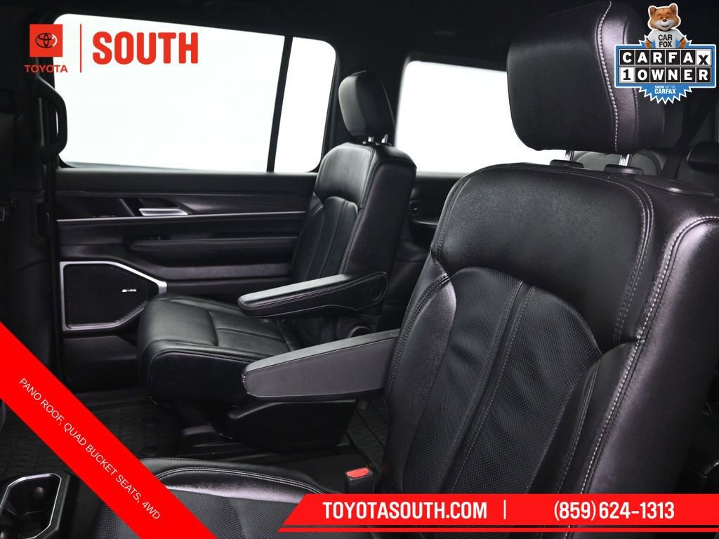 Used 2024 Jeep Wagoneer Series II image 24