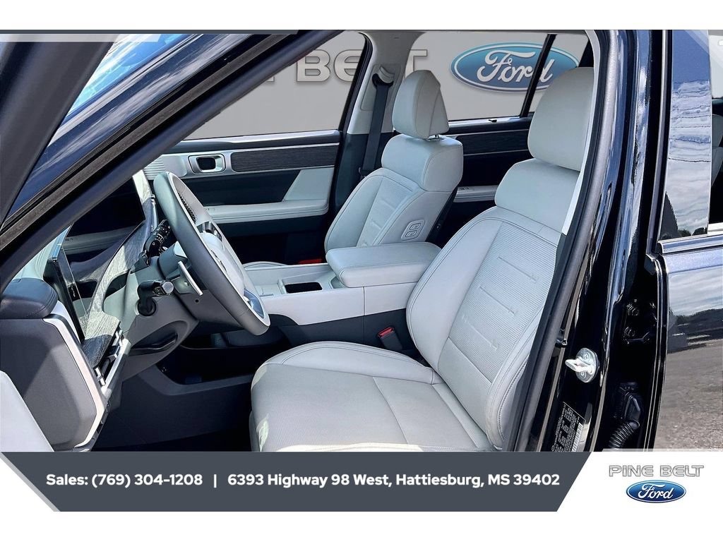 Used 2025 Hyundai Santa Fe Calligraphy FWD image 19