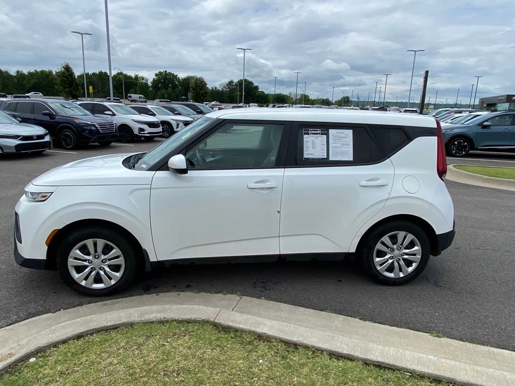 Certified 2021 Kia Soul LX FWD image 4