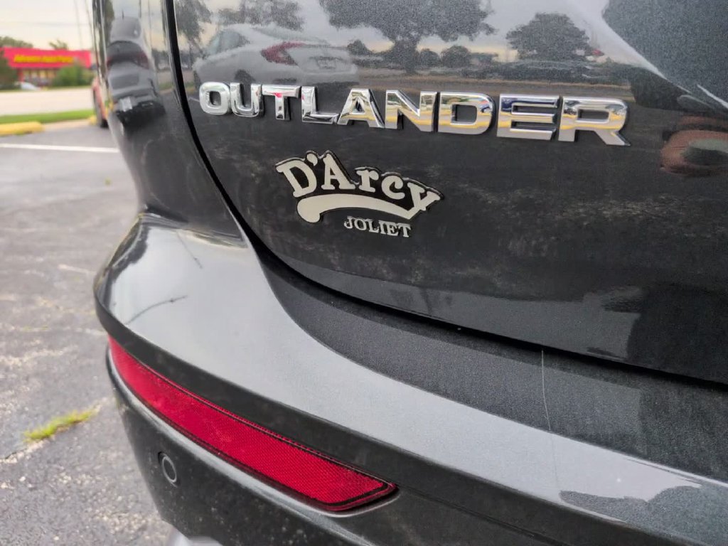 New 2026 Mitsubishi Outlander SEL AWD/4WD image 9