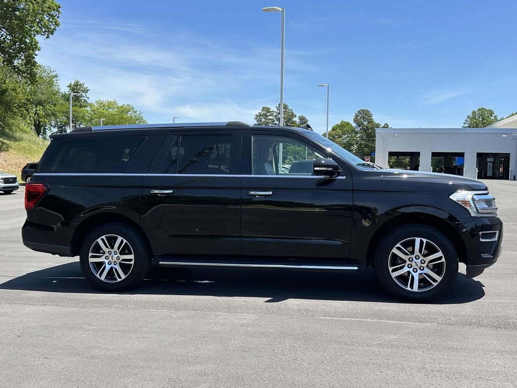 Used 2023 Ford Expedition Max Limited AWD/4WD image 28
