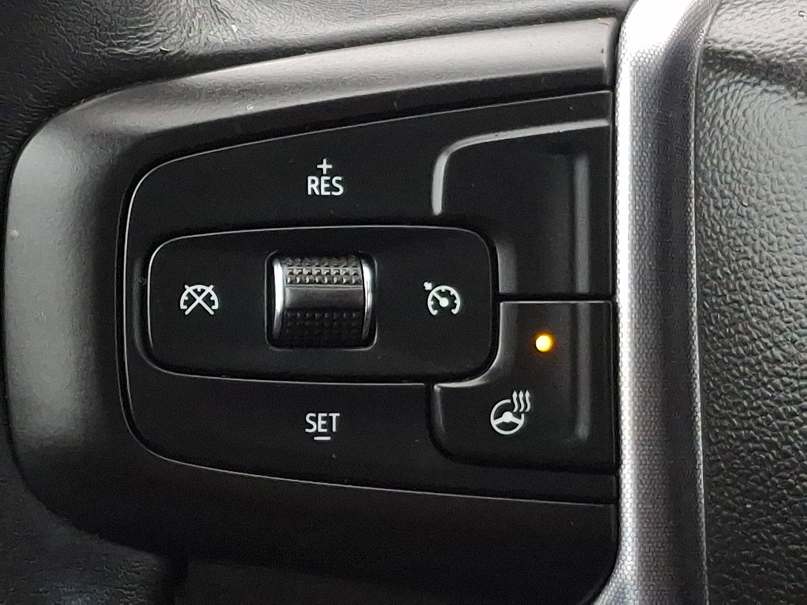 Used 2022 GMC Sierra 1500 SLE image 21