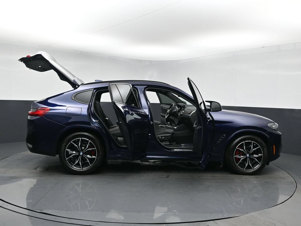Used 2024 BMW X4 M40i AWD/4WD image 27