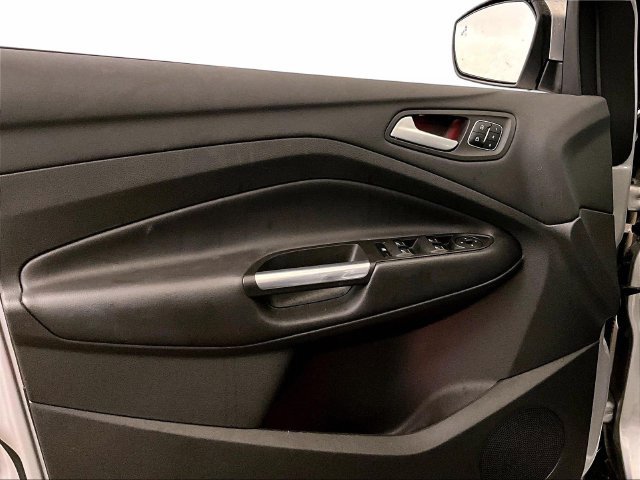 Used 2017 Ford Escape Titanium w/ Equipment Group 301A AWD/4WD image 22