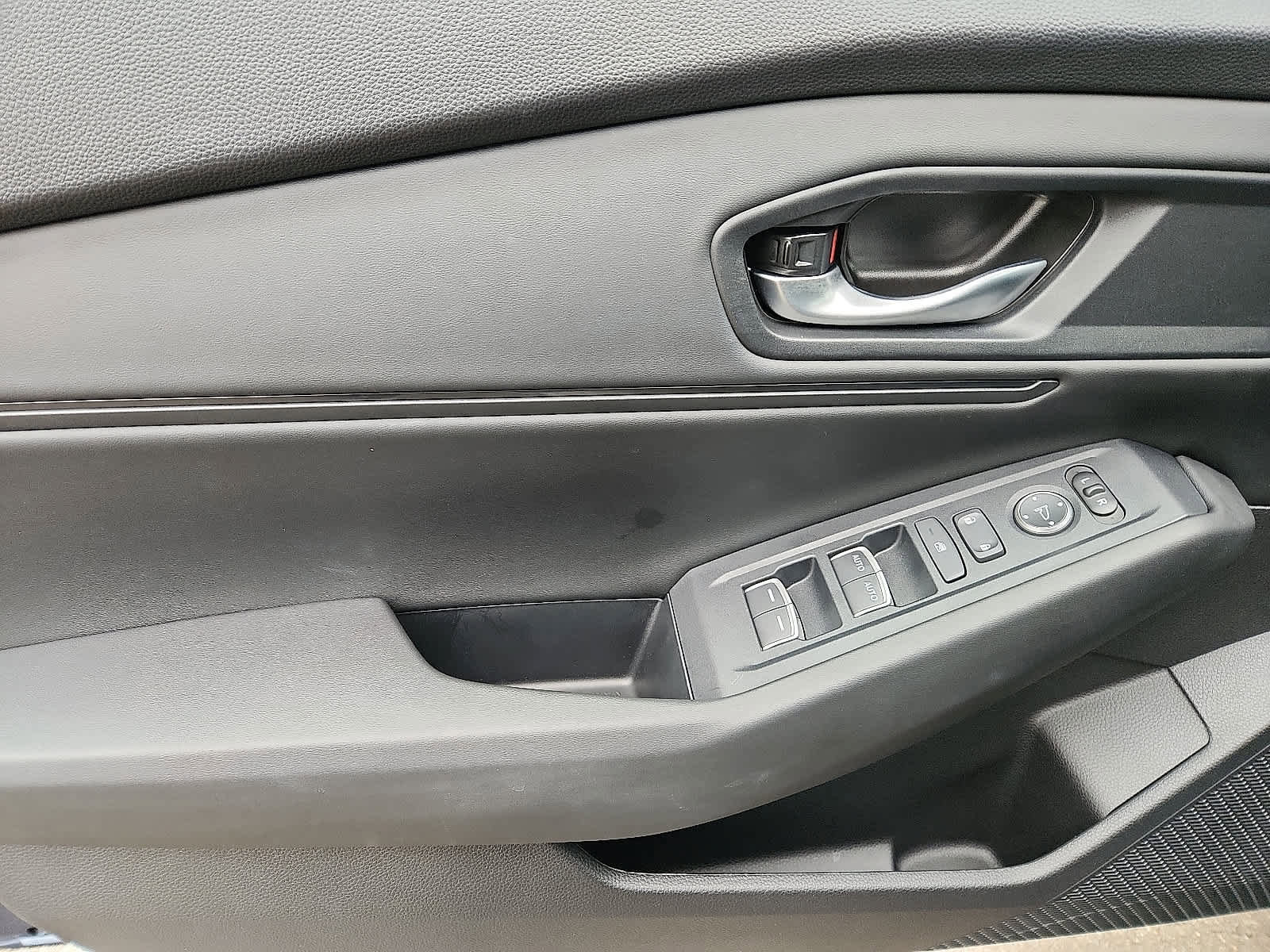 Certified 2025 Honda Accord SE image 14