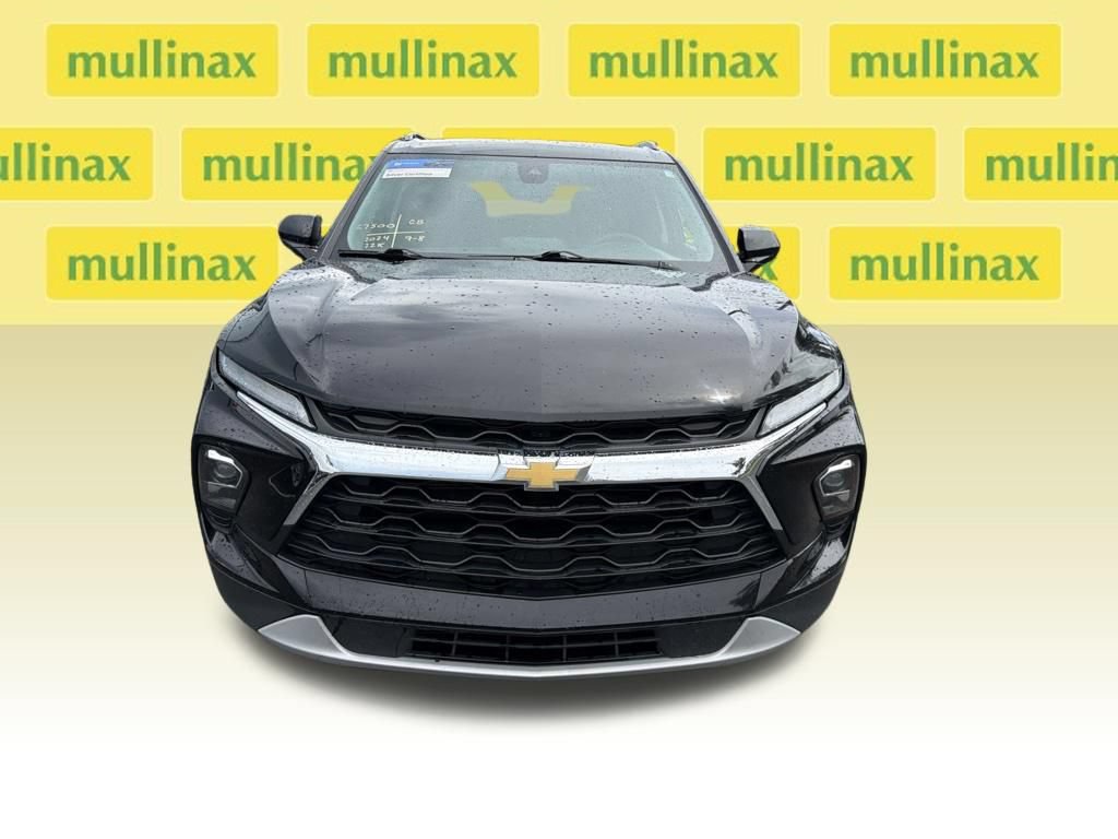 Used 2024 Chevrolet Blazer LT w/ Convenience Package FWD video 2