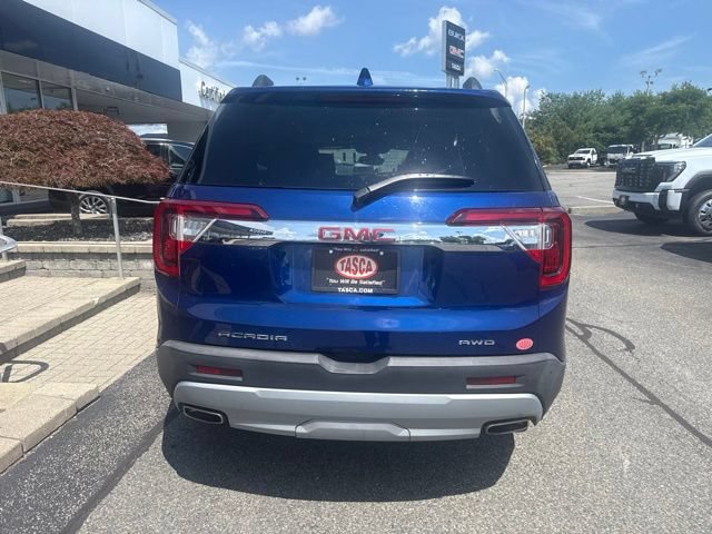 Used 2023 GMC Acadia SLT w/ Preferred Package AWD/4WD image 6