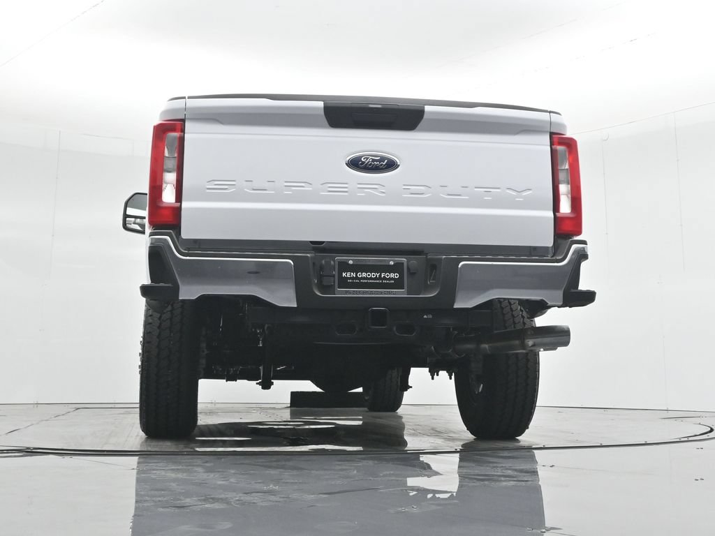 New 2026 Ford F350 XL w/ FX4 Off-Road Package AWD/4WD image 44