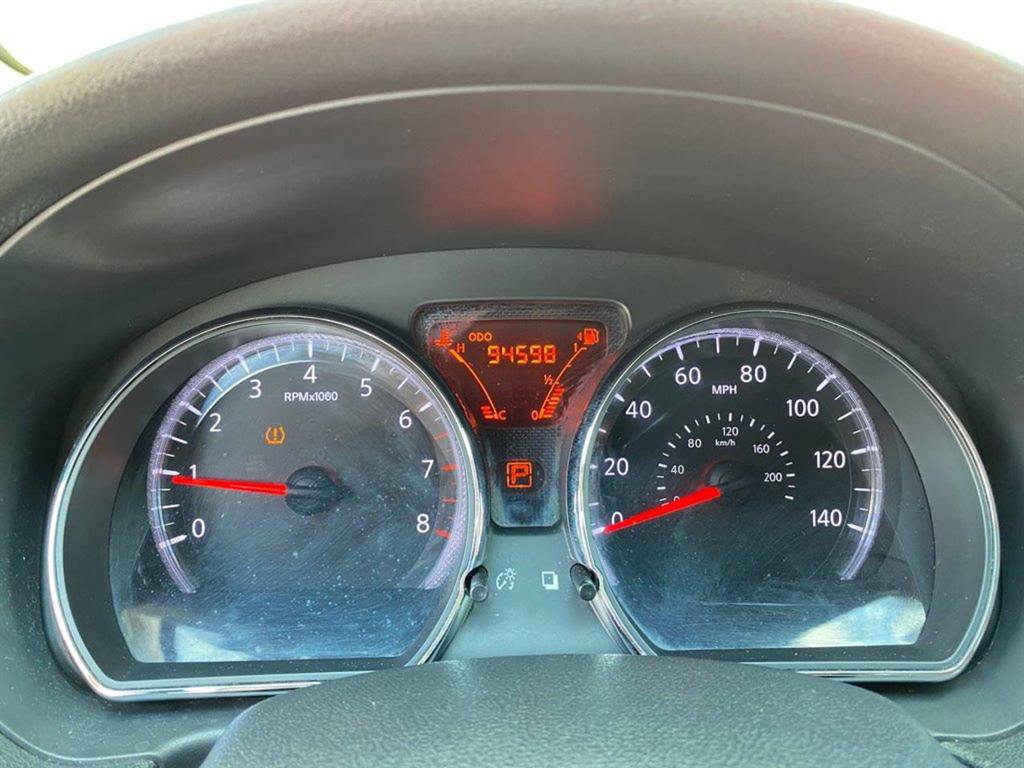 Used 2014 Nissan Versa Note SV FWD image 13