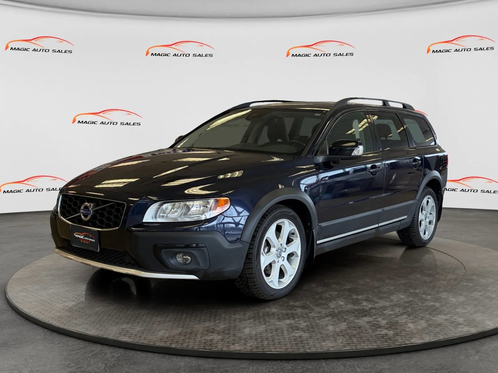 Used 2016 Volvo XC70 T5 Premier w/ Proximity Package image 40