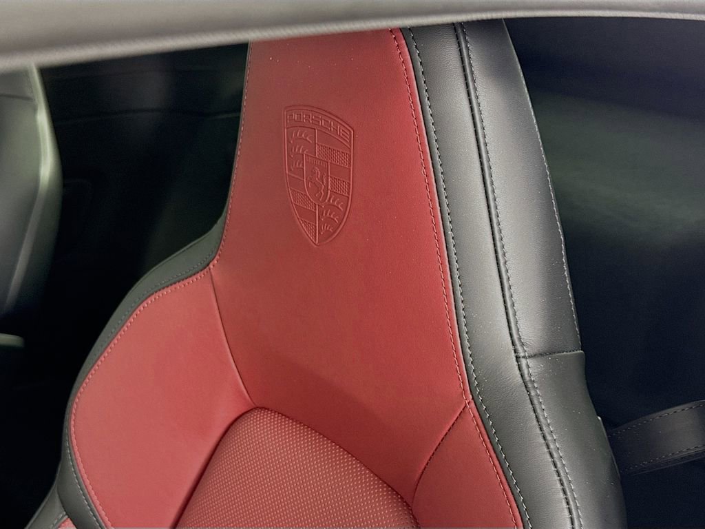 Certified 2025 Porsche 911 Carrera RWD image 15