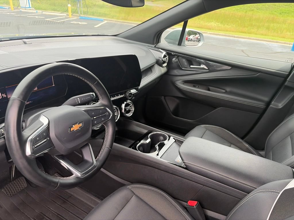 Used 2024 Chevrolet Blazer EV LT AWD/4WD image 18