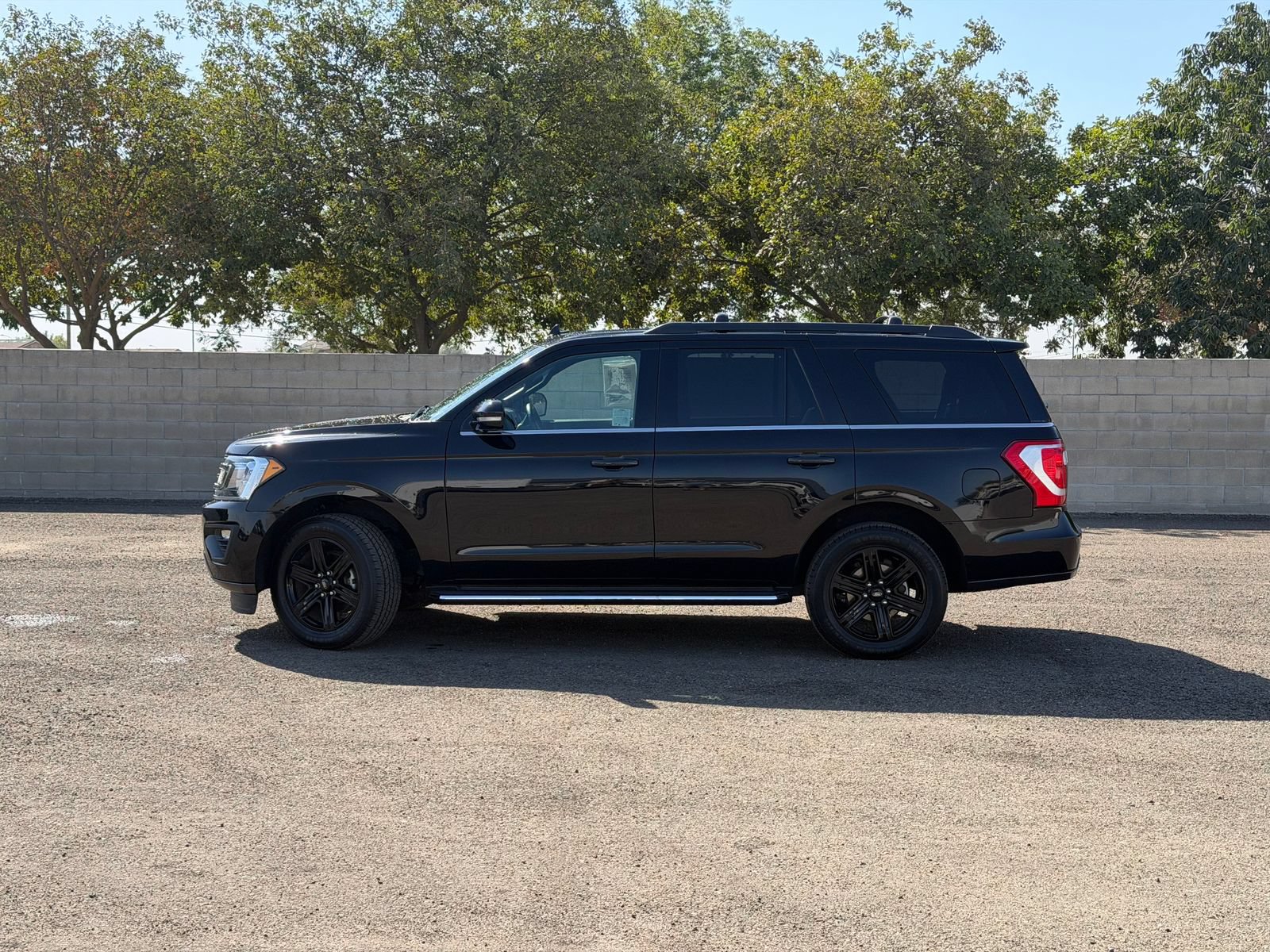 Used 2021 Ford Expedition XLT AWD/4WD image 8