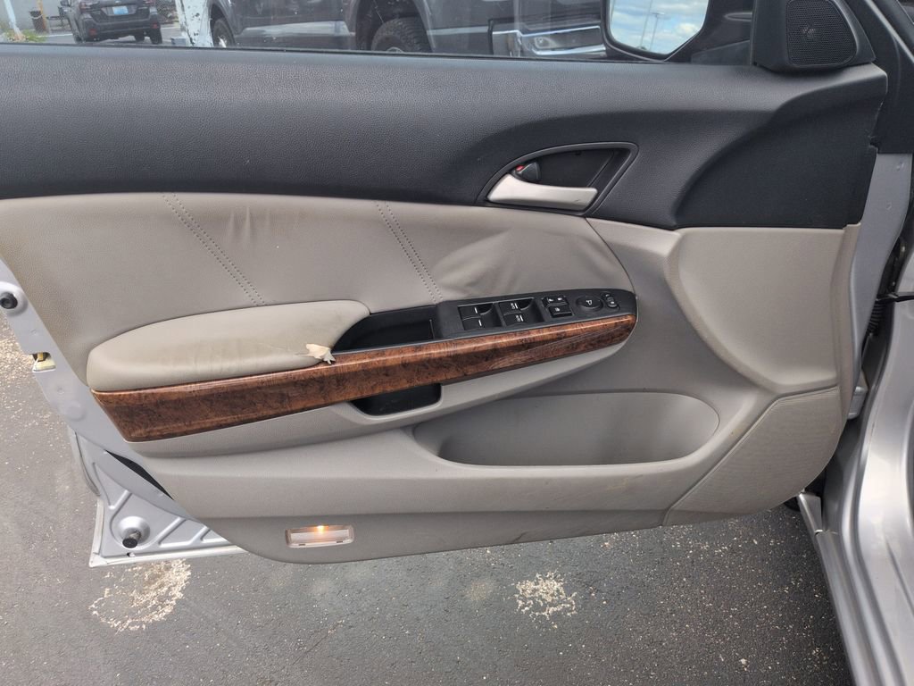 Used 2012 Honda Accord EX-L image 11