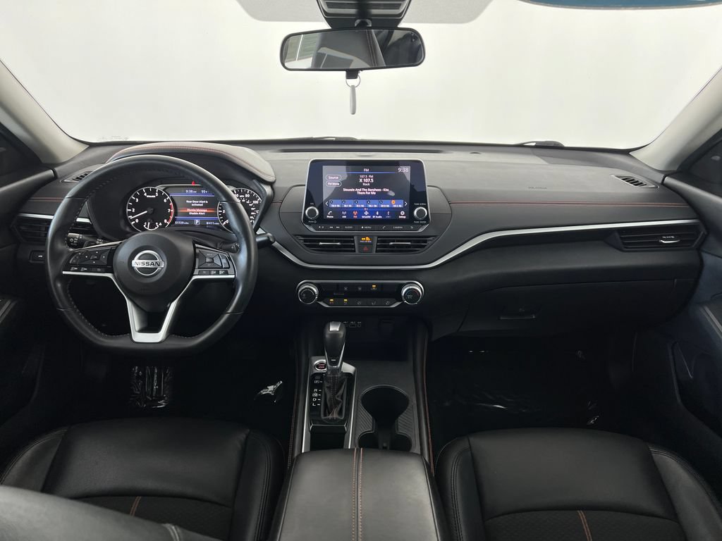 Used 2021 Nissan Altima 2.5 SR FWD image 14