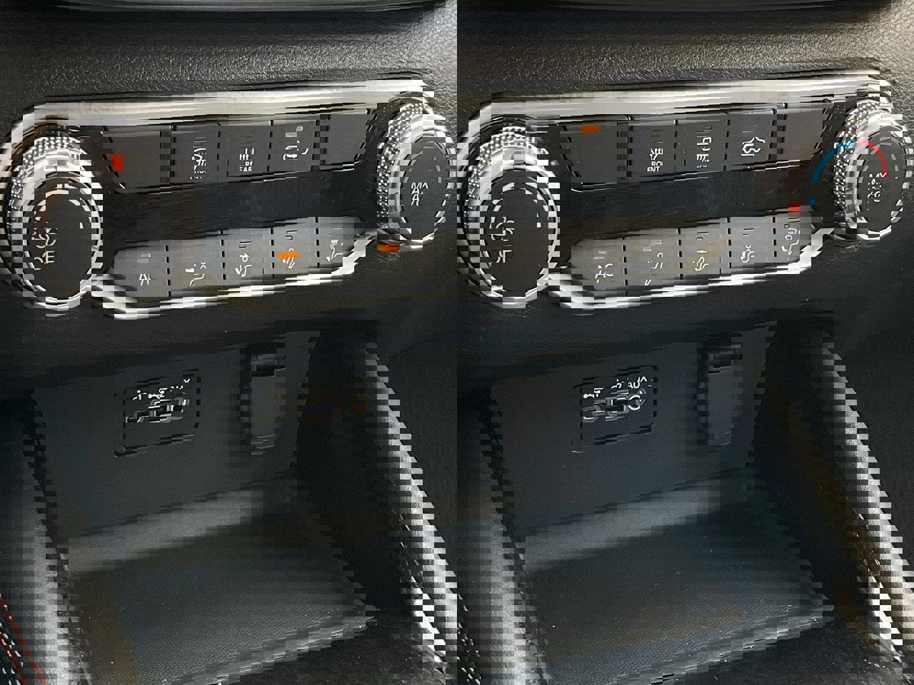 Used 2025 Nissan Altima 2.5 SR image 31