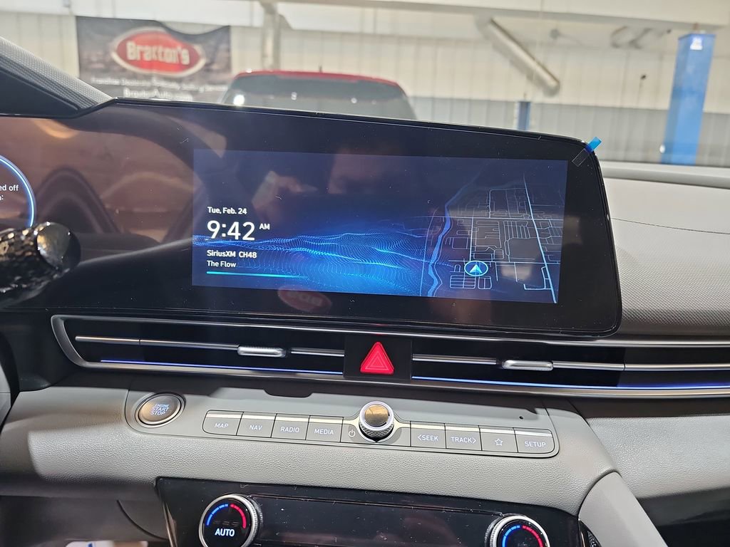 New 2026 Hyundai Elantra Sport image 20