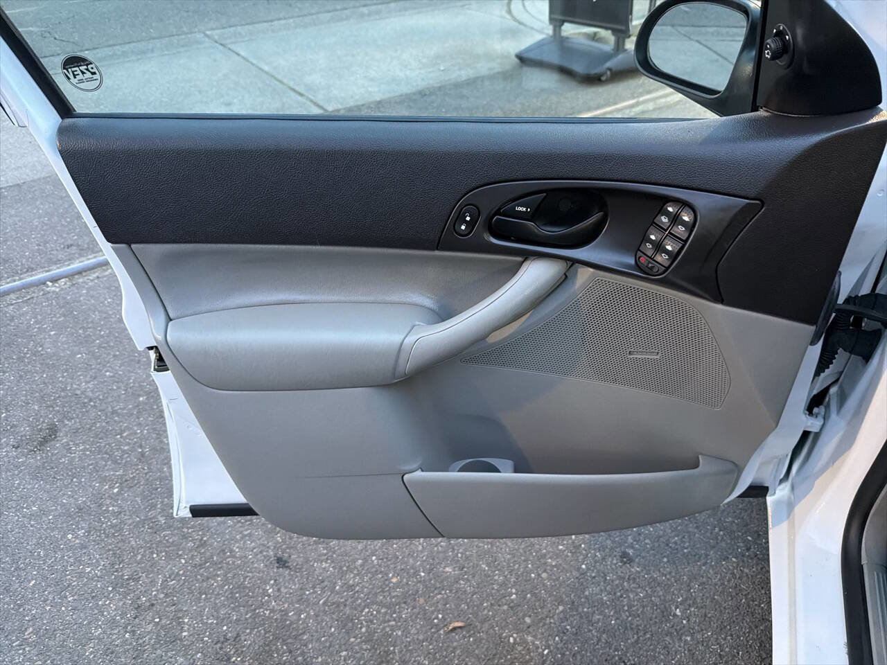 Used 2006 Ford Focus SE image 29