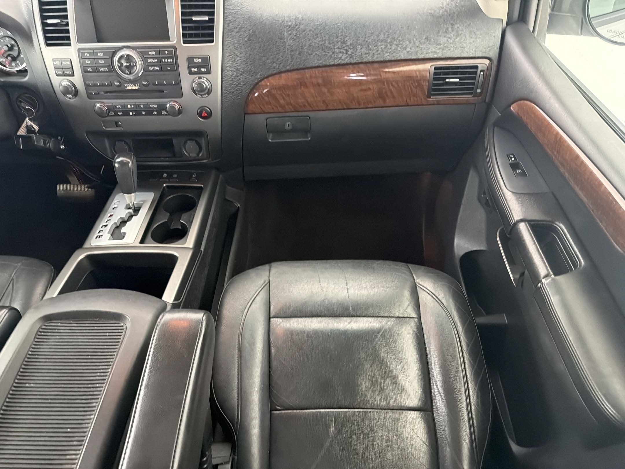 Used 2014 Nissan Armada SL w/ Moonroof Package RWD image 26
