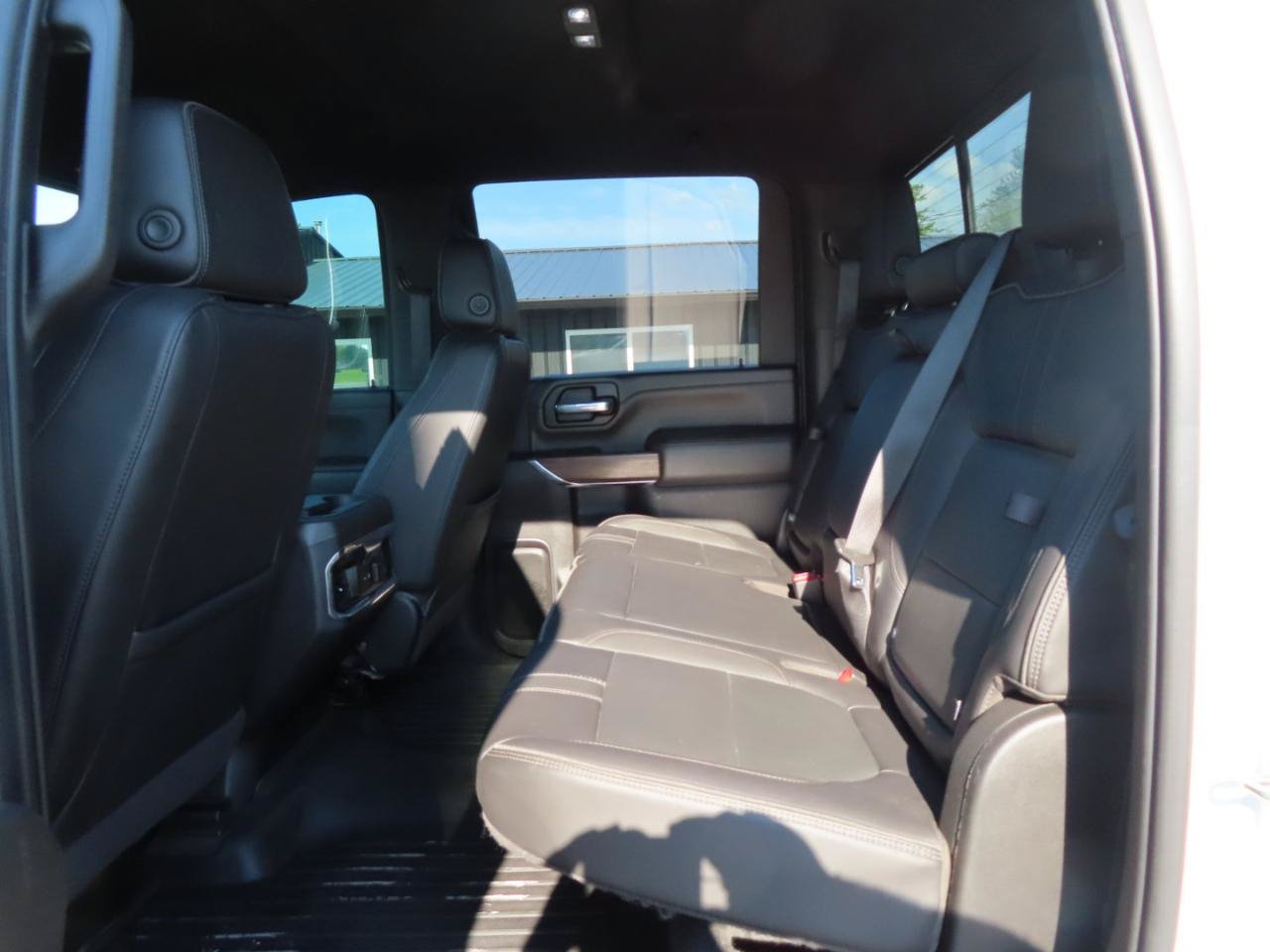 Used 2022 Chevrolet Silverado 3500 High Country w/ Safety Package II AWD/4WD image 38