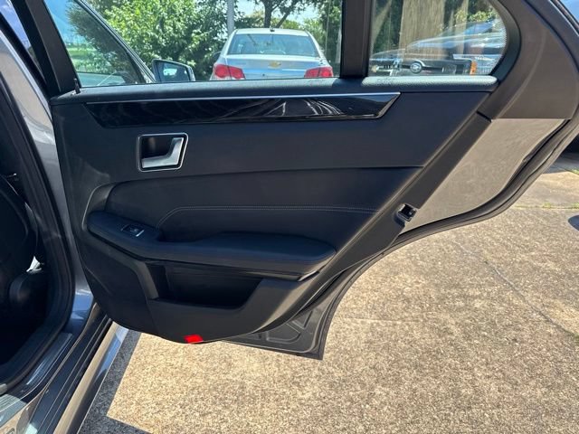 Used 2016 Mercedes-Benz E 350 4MATIC Sedan w/ Premium Package image 16