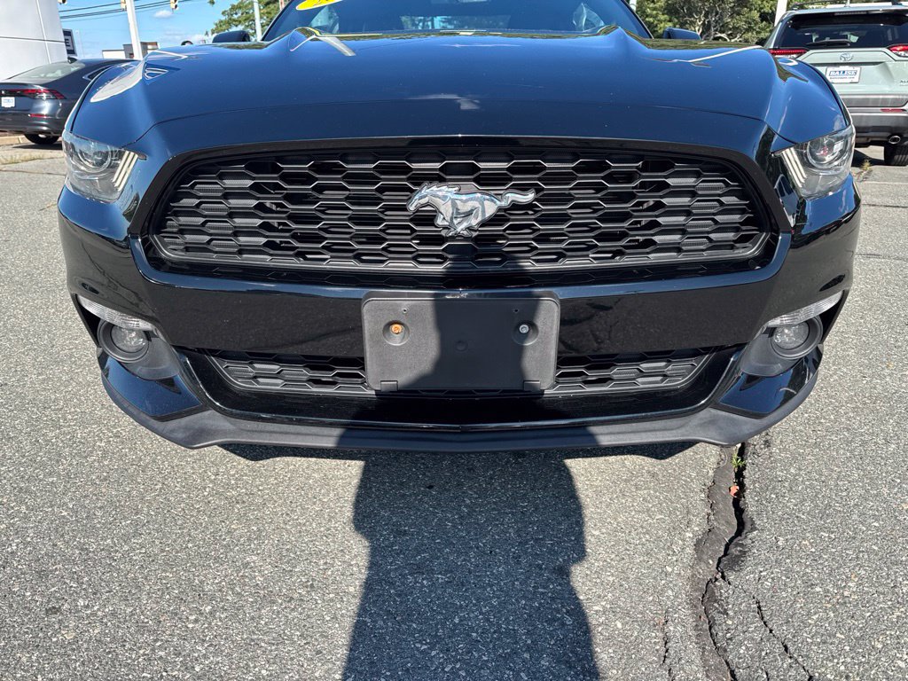 Used 2016 Ford Mustang Premium RWD image 10