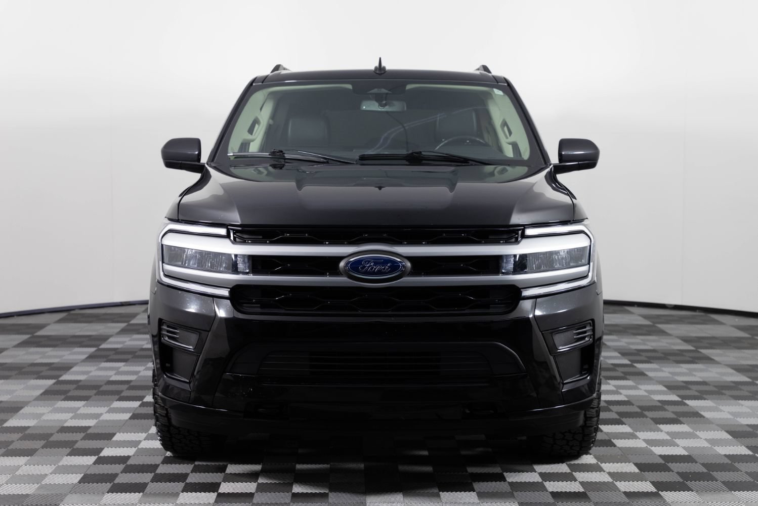 Used 2023 Ford Expedition Max XLT AWD/4WD image 12
