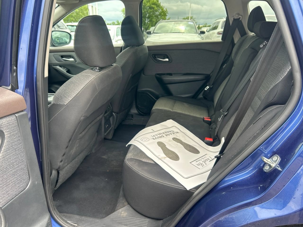 Used 2021 Nissan Rogue SV FWD image 12