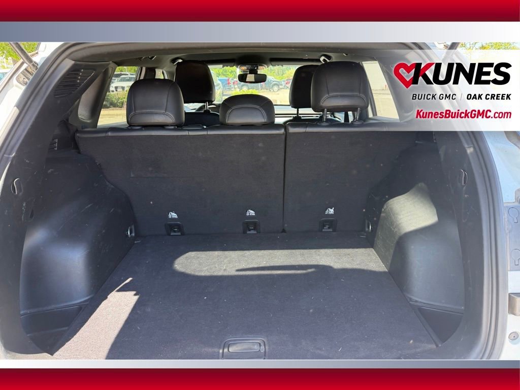 Used 2025 Jeep Compass Limited AWD/4WD image 4