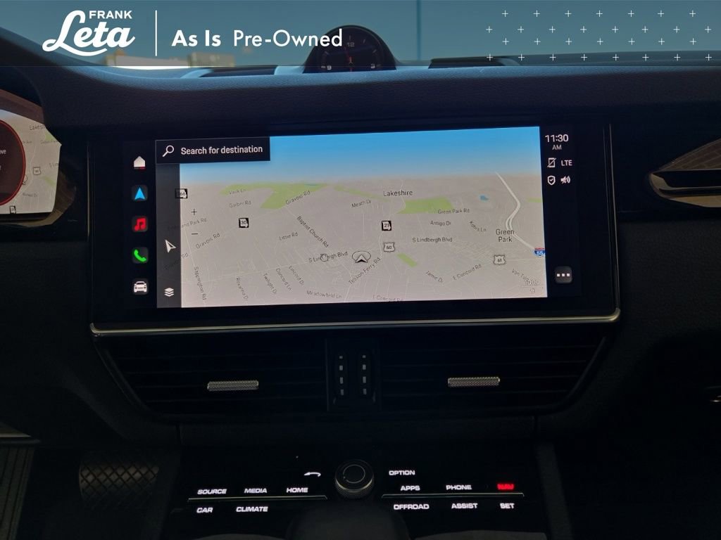 Used 2022 Porsche Cayenne w/ Premium Package image 19