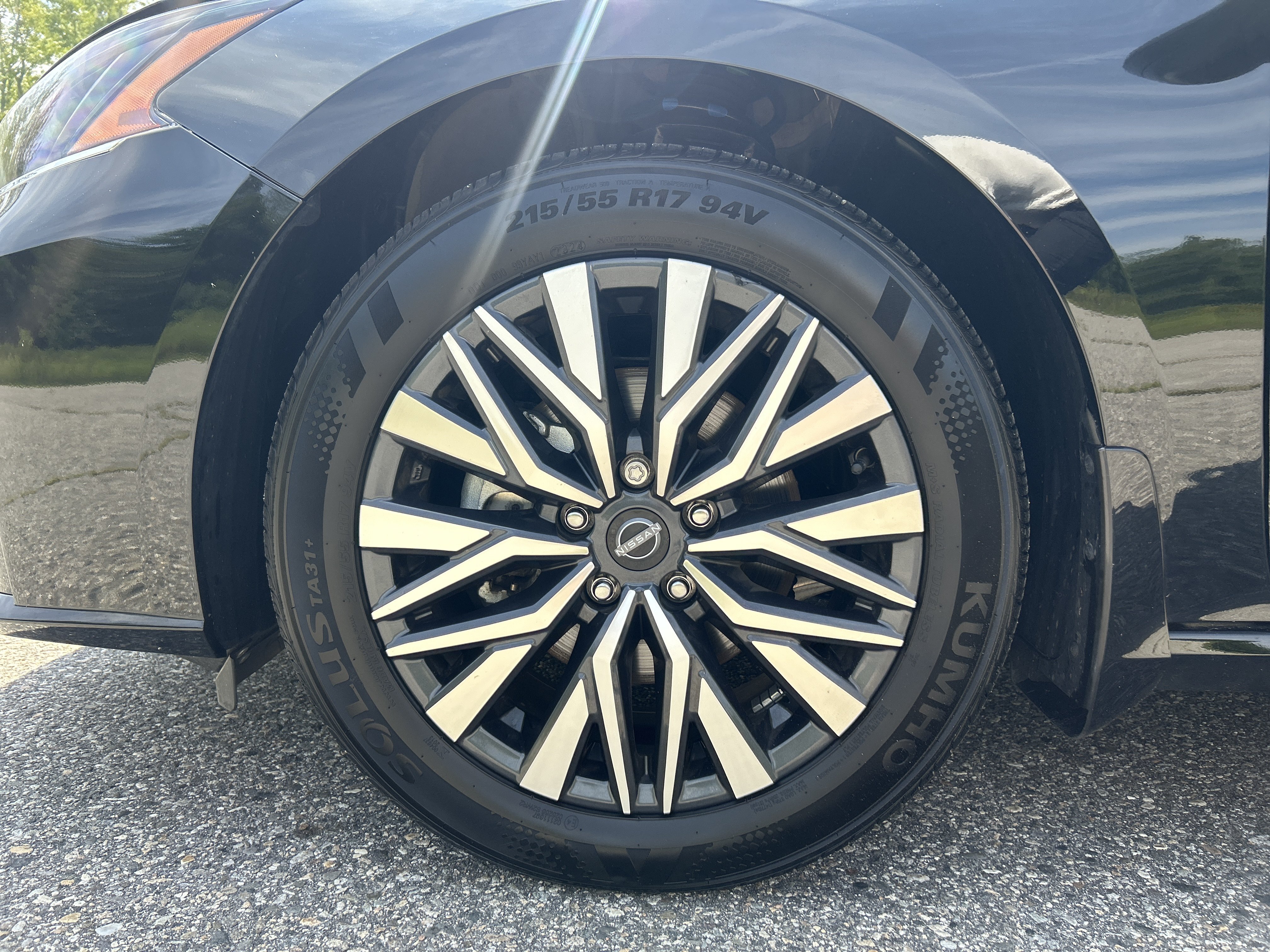 Certified 2025 Nissan Altima 2.5 SV FWD image 12