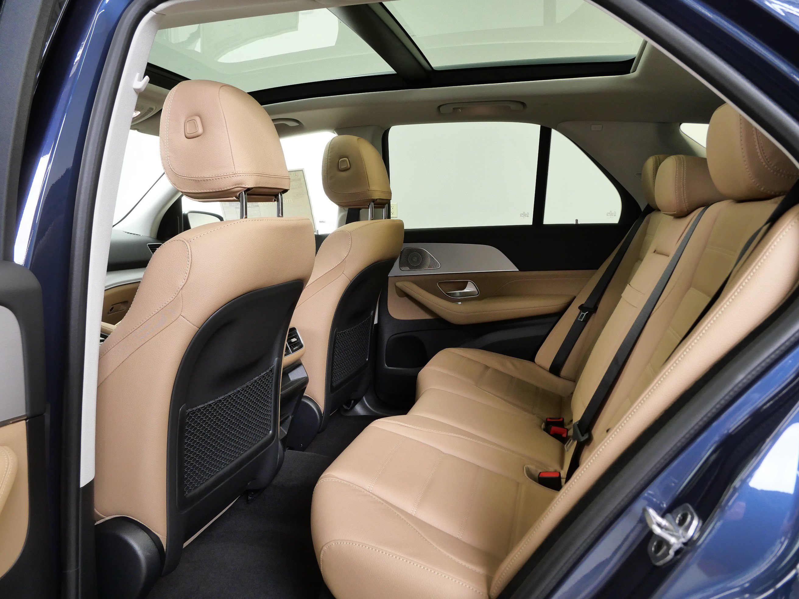 New 2026 Mercedes-Benz GLE 350 4MATIC image 9