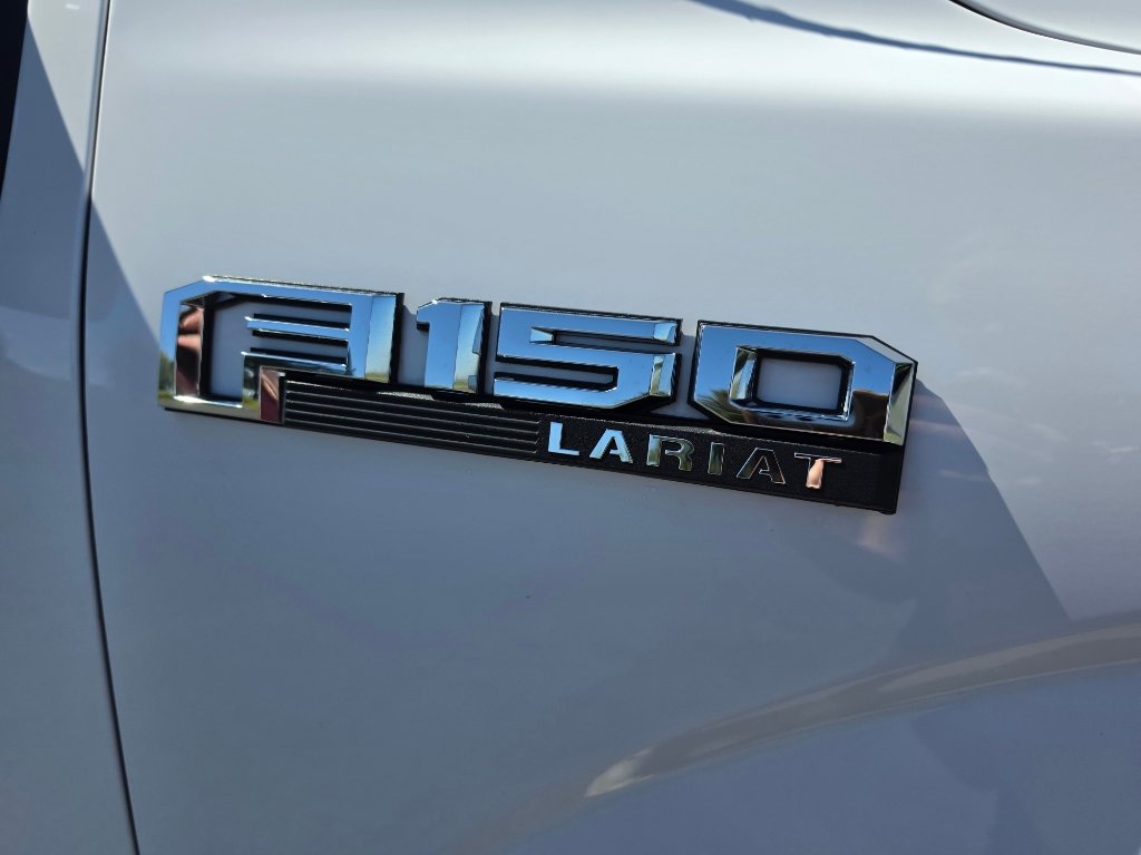 Used 2020 Ford F150 Lariat w/ FX4 Off-Road Package AWD/4WD image 4