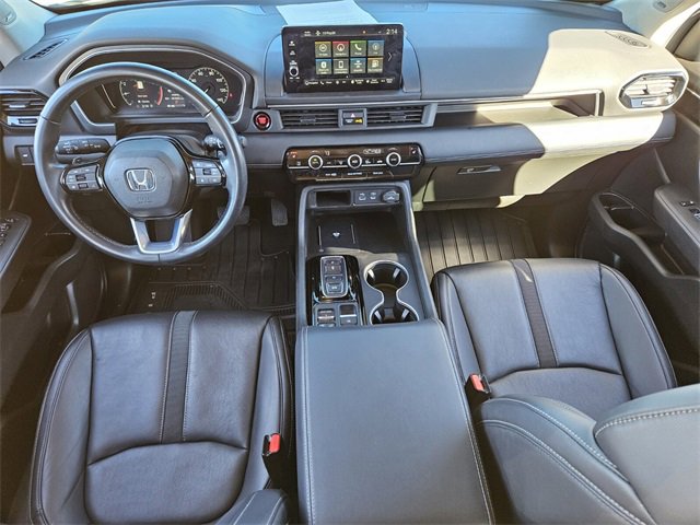 Used 2023 Honda Pilot Touring image 8