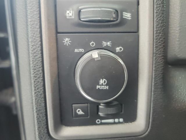 Used 2016 RAM 1500 Express w/ Black Ram 1500 Express Group image 26