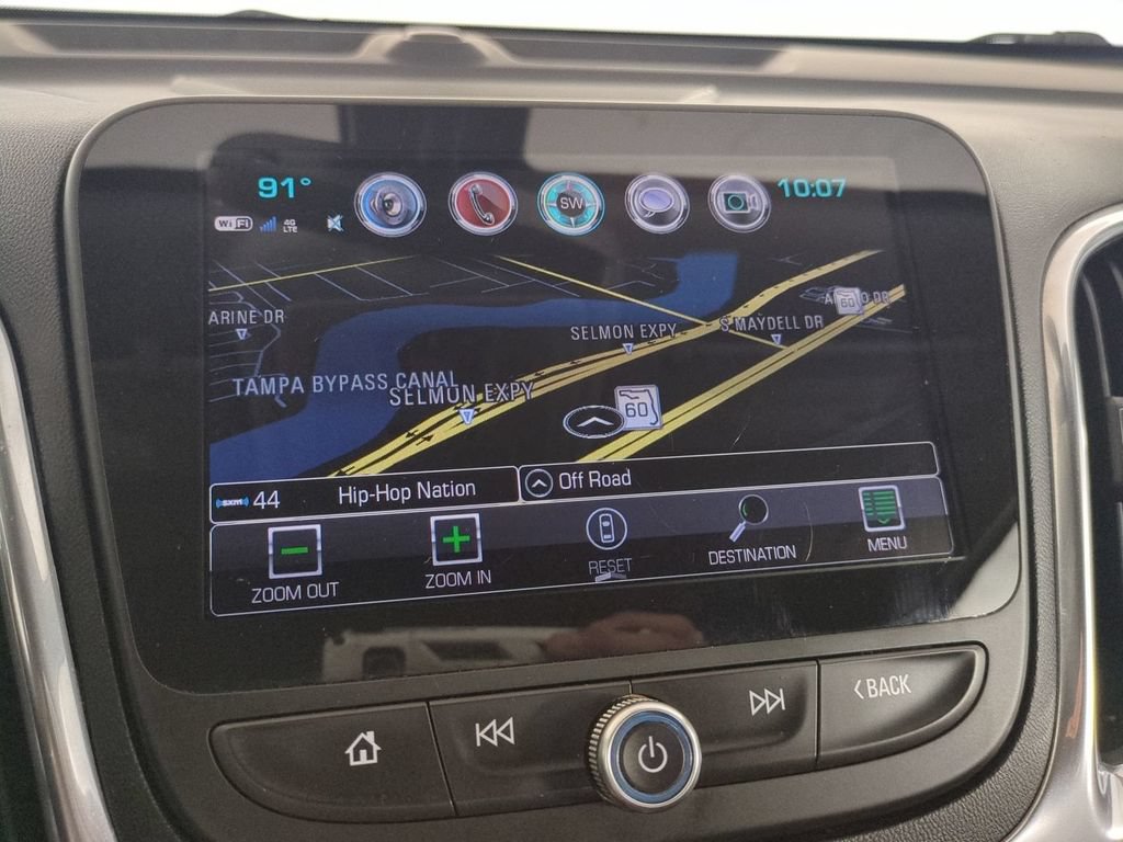 Used 2018 Chevrolet Equinox Premier FWD image 27