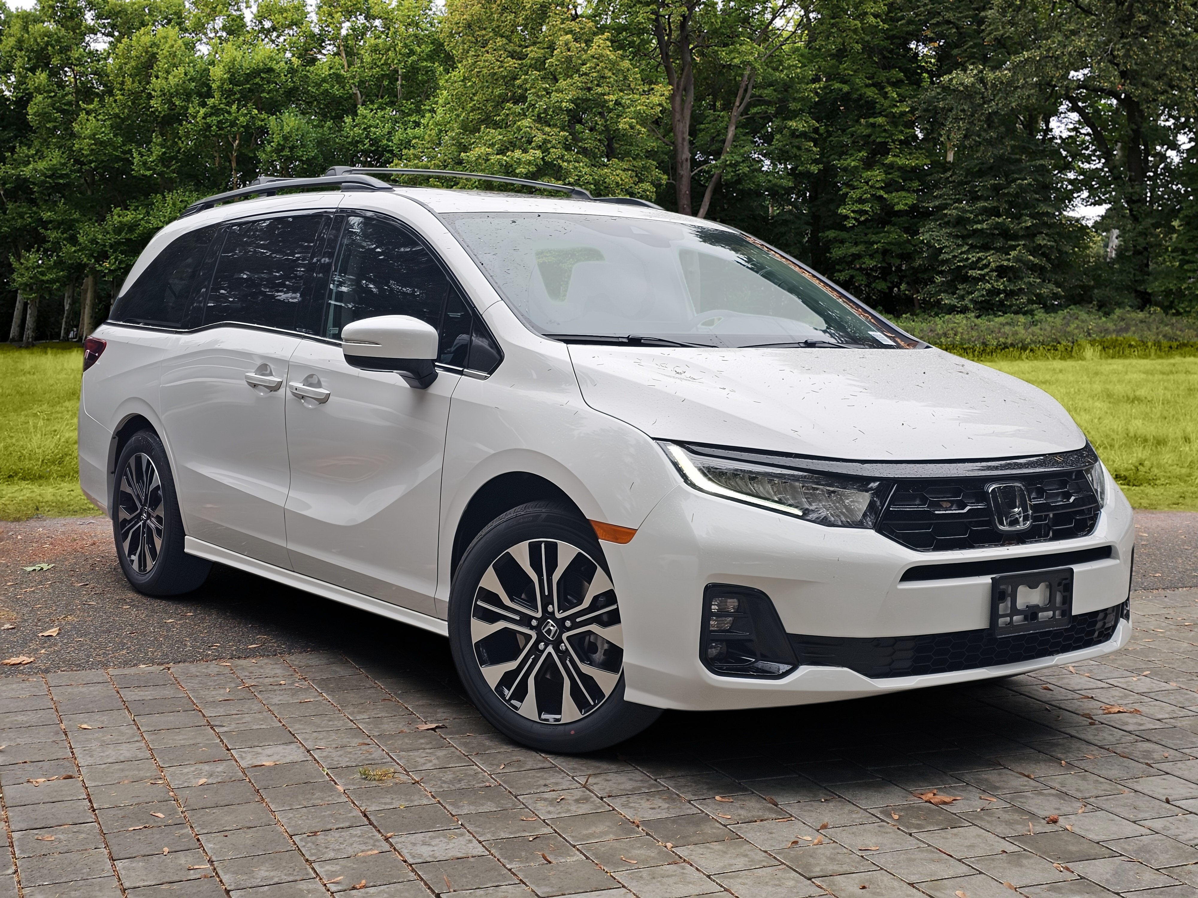 New 2026 Honda Odyssey Elite