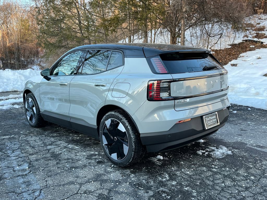 New 2026 Volvo EX30 Plus w/ Climate Package image 4