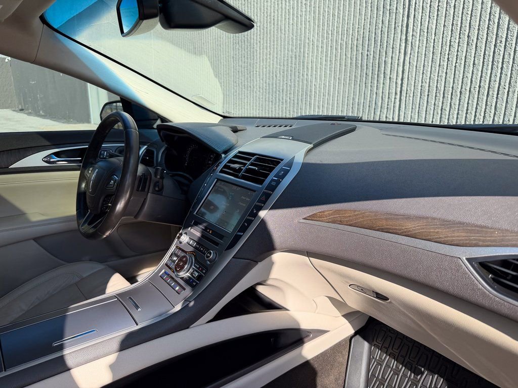 Certified 2020 Lincoln MKZ Reserve w/ Elements Package image 21