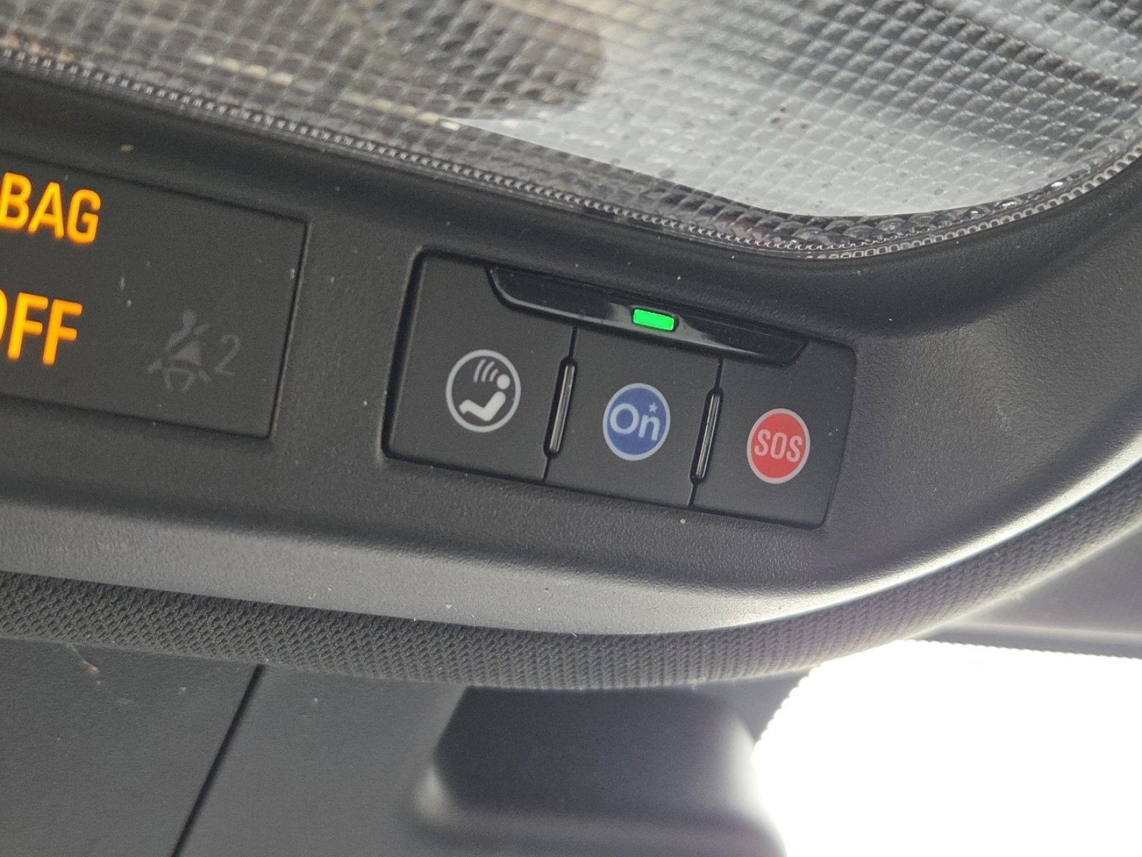 Used 2024 Chevrolet Trax RS w/ Driver Confidence Package FWD image 33