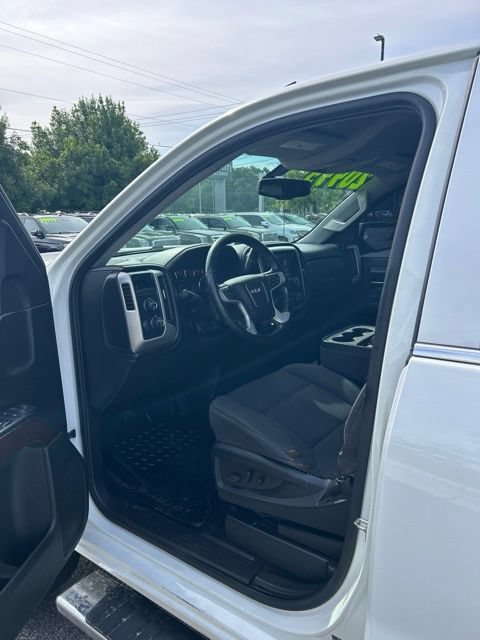 Used 2015 GMC Sierra 1500 SLE w/ SLE Value Package AWD/4WD image 11