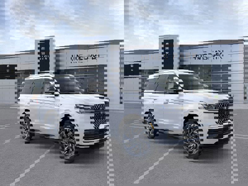 New 2025 Lincoln Navigator Reserve image 7