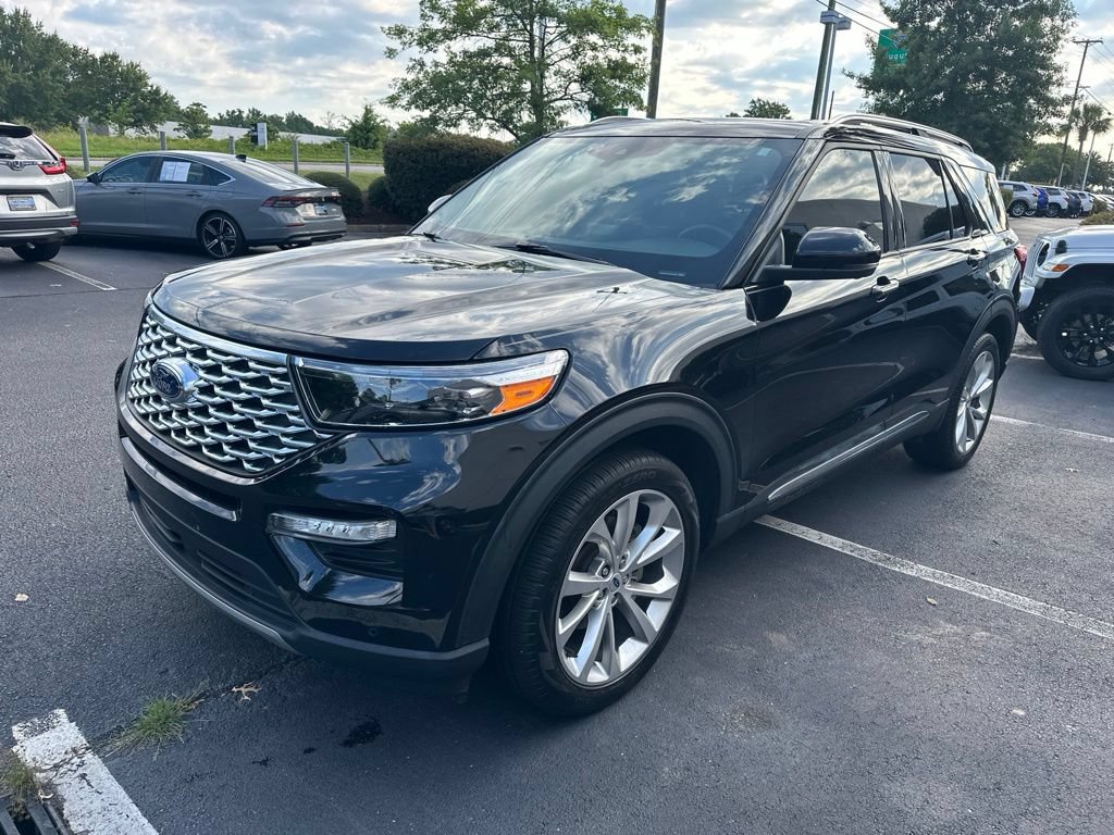 Used 2023 Ford Explorer Platinum w/ Technology Package AWD/4WD image 7